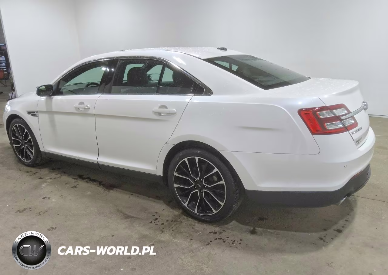 2018 Ford Taurus Limited VIN:1FAHP2J85JG121071 - 2