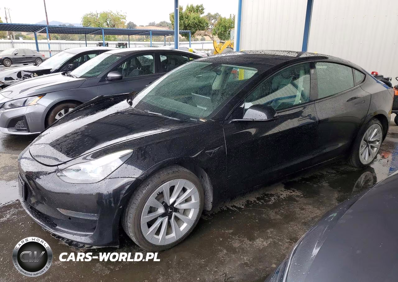 2022 Tesla Model 3 – zdjęcie 1 z 12