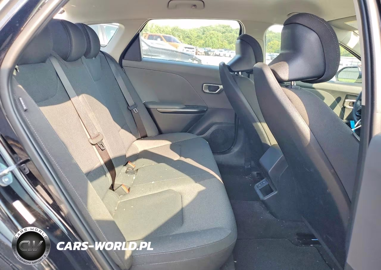 2025 Kia K4 Lx VIN:3KPFT4DE0SE158038 - 10