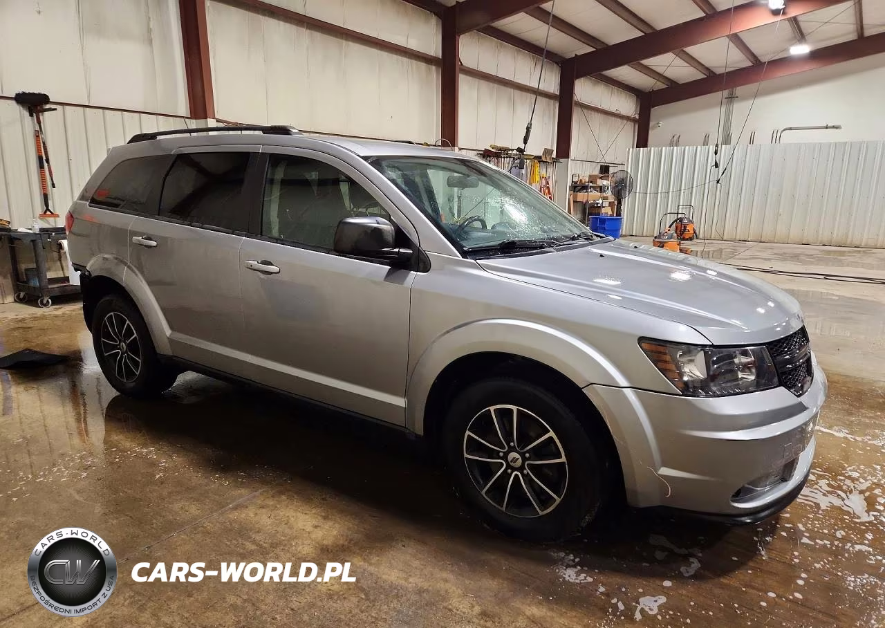 2018 Dodge Journey Se VIN:3C4PDCAB1JT212351 - 4