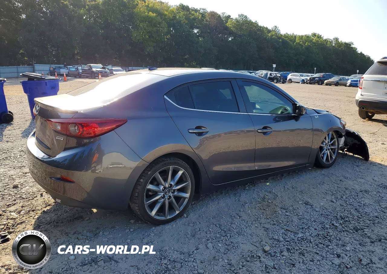 2018 Mazda 3 Touring VIN:3MZBN1V30JM252653 - 3