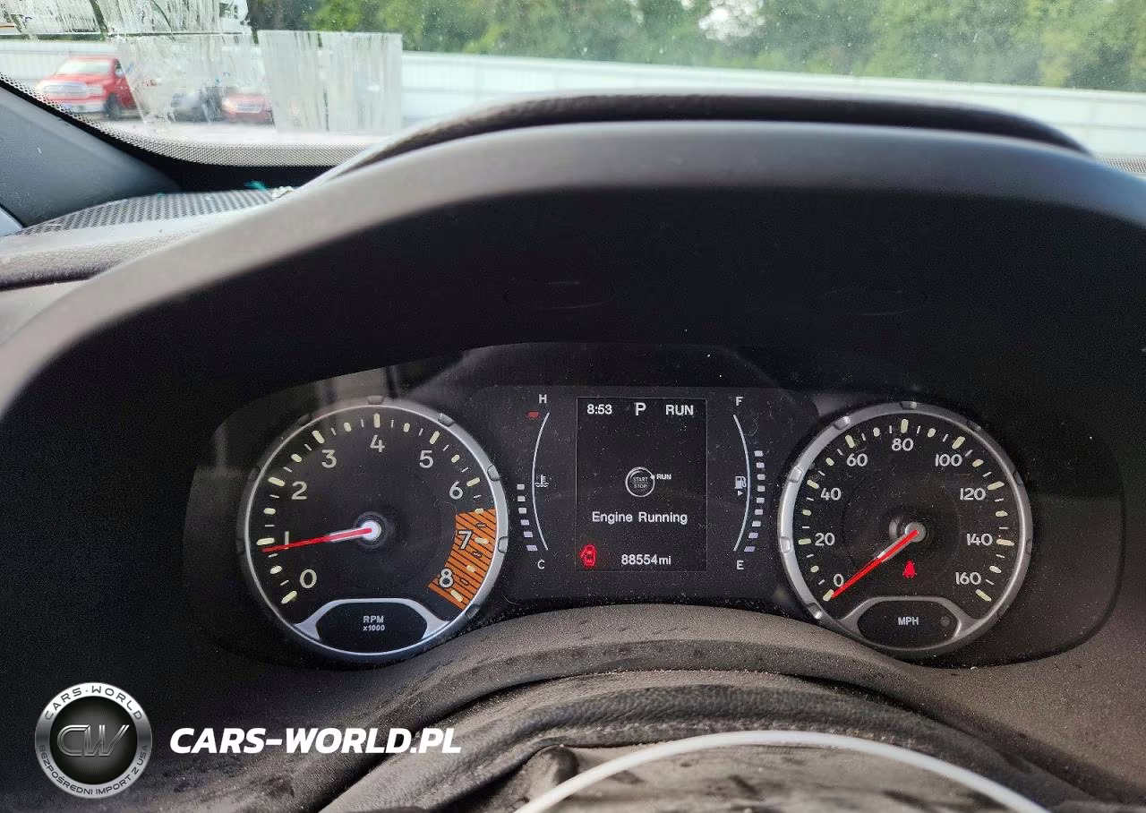 2019 Jeep Renegade Sport VIN:ZACNJBABXKPJ94982 - 9