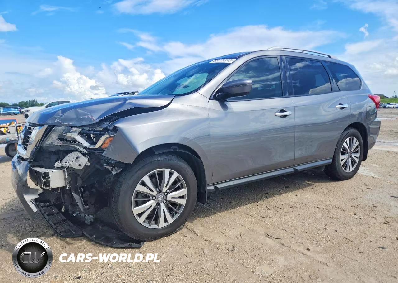 2020 Nissan Pathfinder Sv