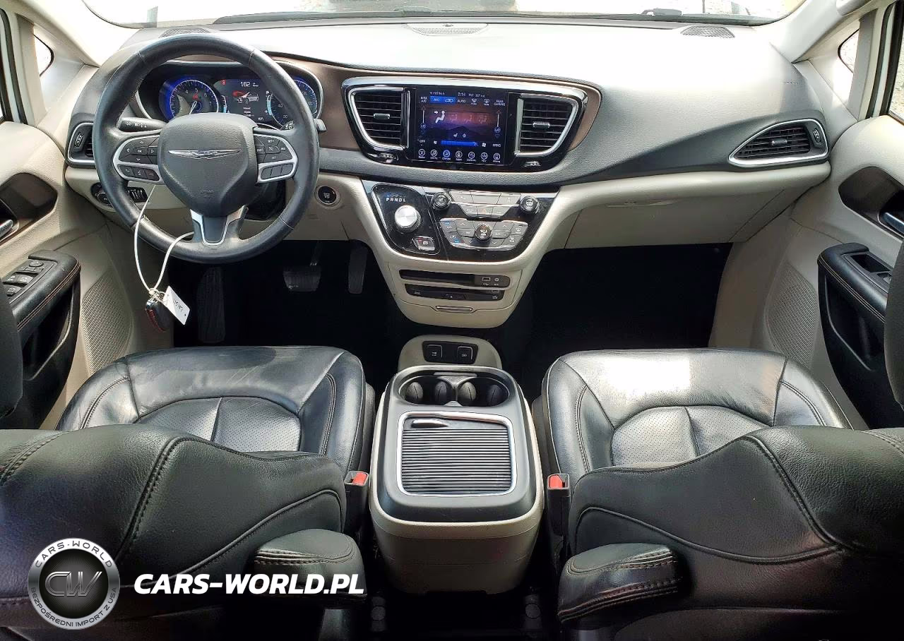 2017 Chrysler Pacifica Touring L Plus VIN:2C4RC1EG7HR507490 - 8