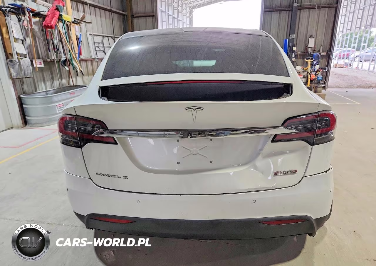 2016 Tesla Model X VIN:5YJXCBE49GF016562 - 6