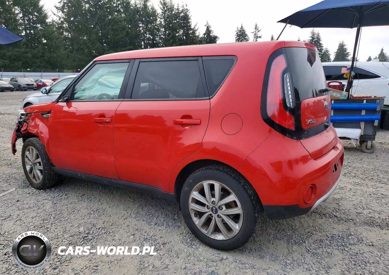 2018 Kia Soul + VIN:KNDJP3A5XJ7611299 - 2
