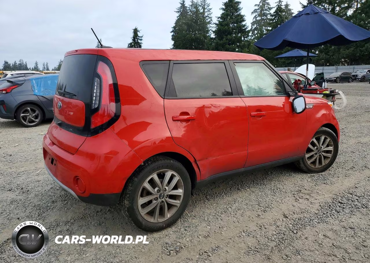 2018 Kia Soul + VIN:KNDJP3A5XJ7611299 - 3