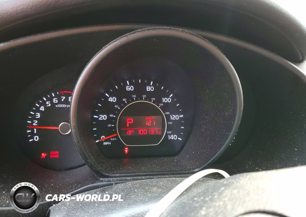 2018 Kia Soul + VIN:KNDJP3A5XJ7611299 - 9