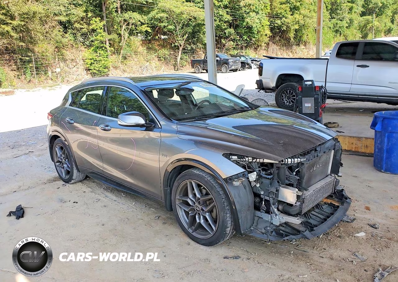 2017 Infiniti Qx30 Base-Luxury-Premium-Sport VIN:SJKCH5CP5HA025684 - 4