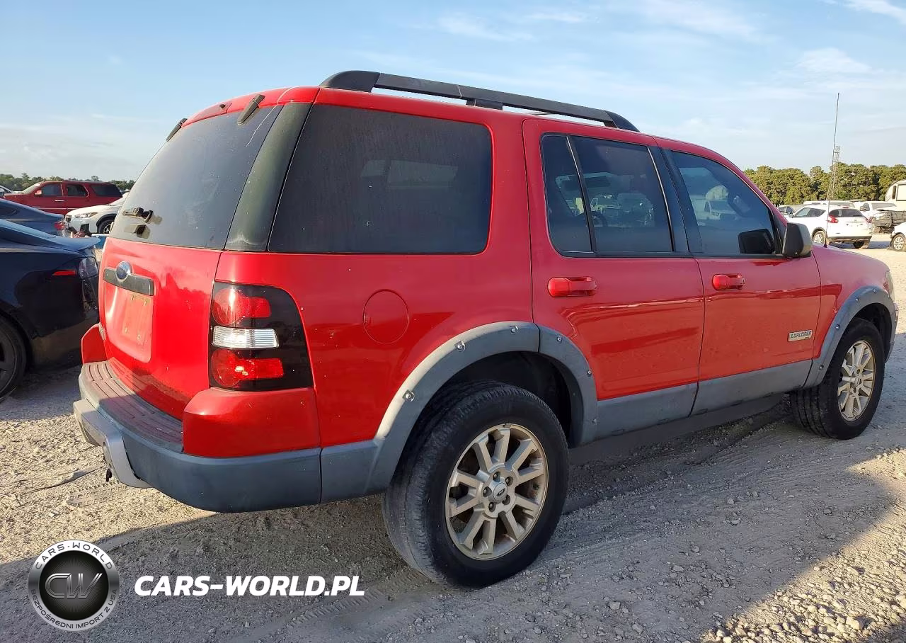 2008 Ford Explorer Xlt VIN:1FMEU63EX8UA97986 - 3
