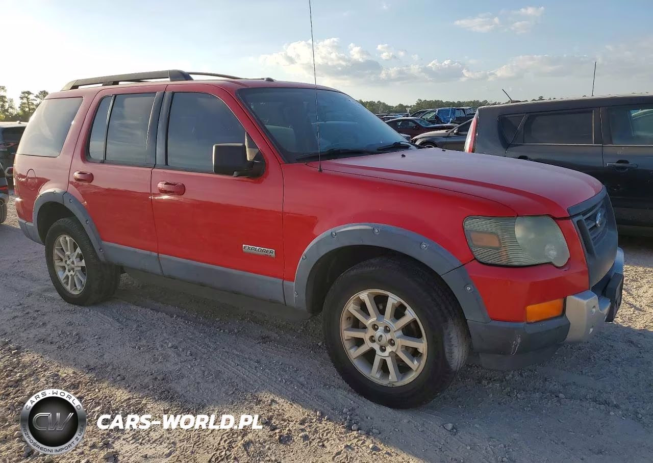2008 Ford Explorer Xlt VIN:1FMEU63EX8UA97986 - 4
