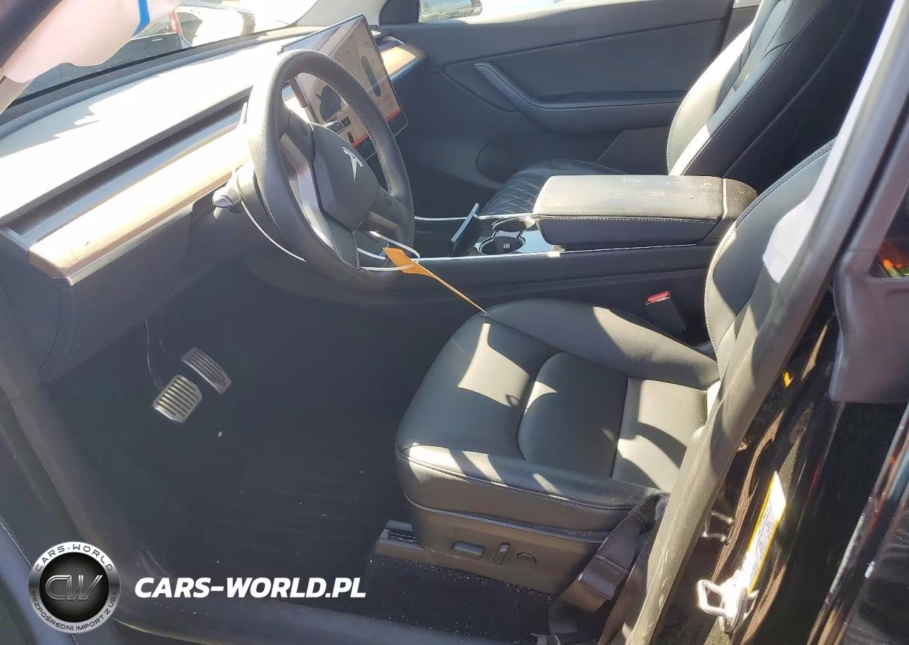 2020 Tesla Model Y VIN:5YJYGDEE0LF050655 - 7