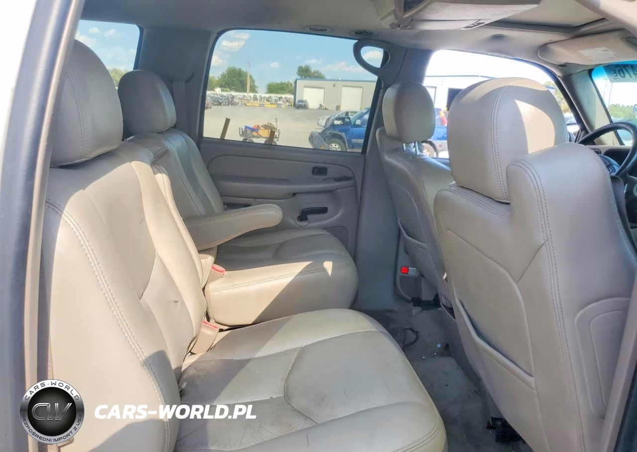 2005 Chevrolet Surburban VIN:3GNEC16Z75G259491 - 11