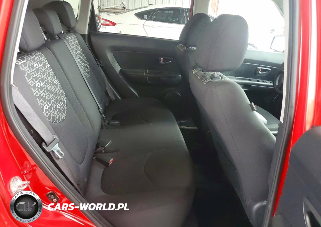2010 Kia Soul + VIN:KNDJT2A28A7161647 - 10