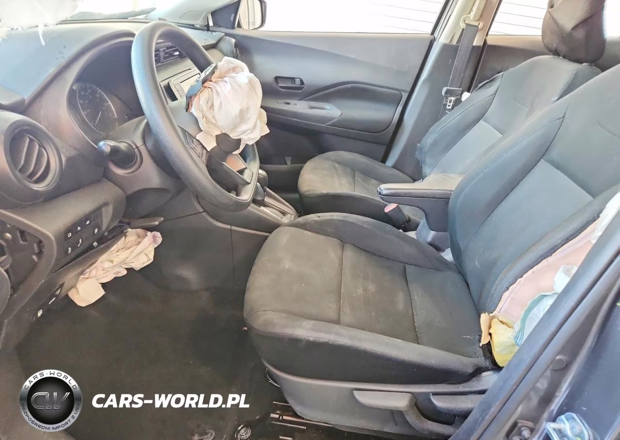 2025 Nissan Kicks Play S VIN:3N1CP5BV1SL483862 - 7