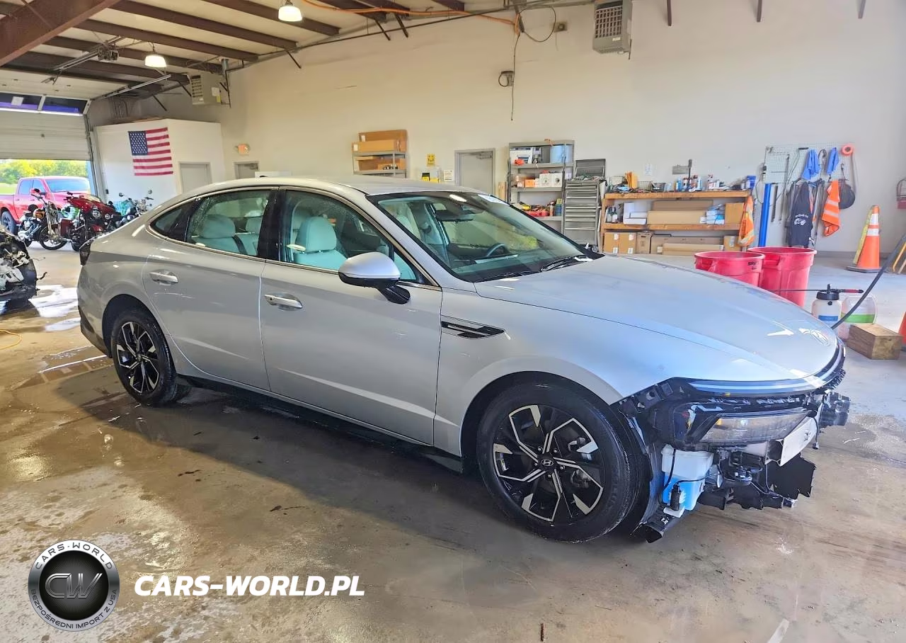 2025 Hyundai Sonata Sel VIN:KMHL64JA6SA488728 - 4