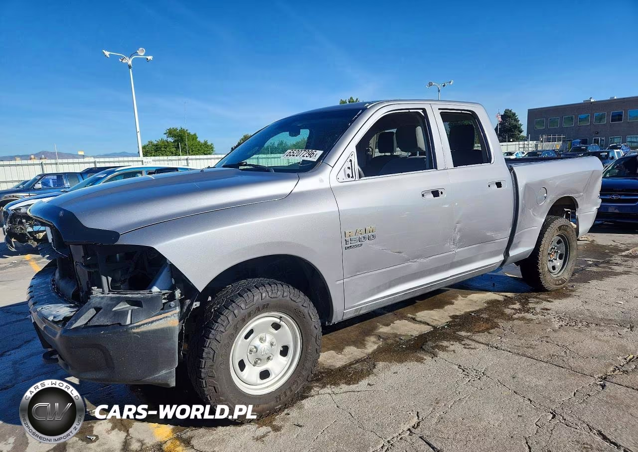 2019 Ram 1500 Classic Tradesman VIN:1C6RR7FG6KS627486 - 1