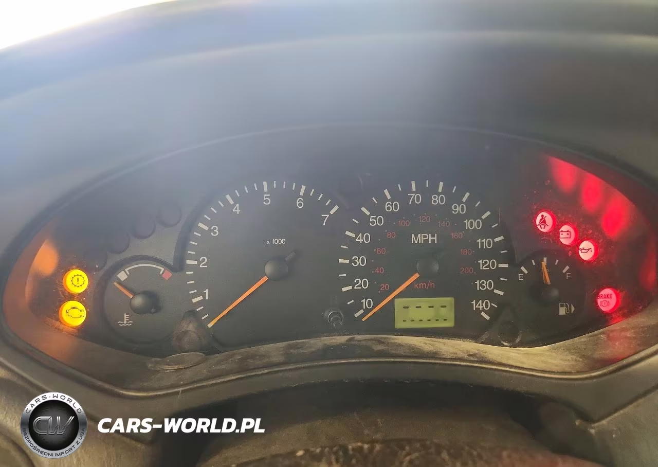 2001 Ford Focus Zx3 VIN:3FAFP31341R132427 - 9