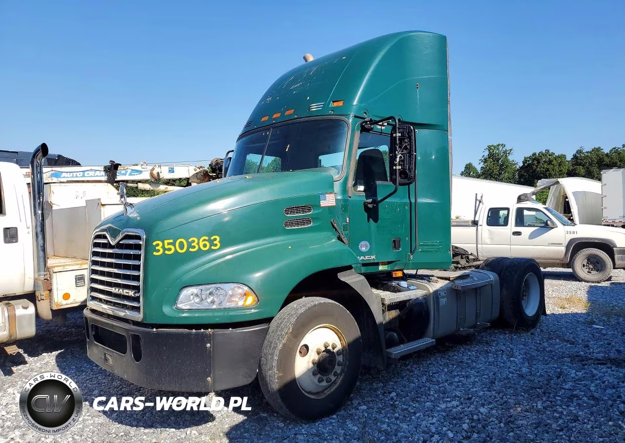 2016 Mack 600 Cxu600