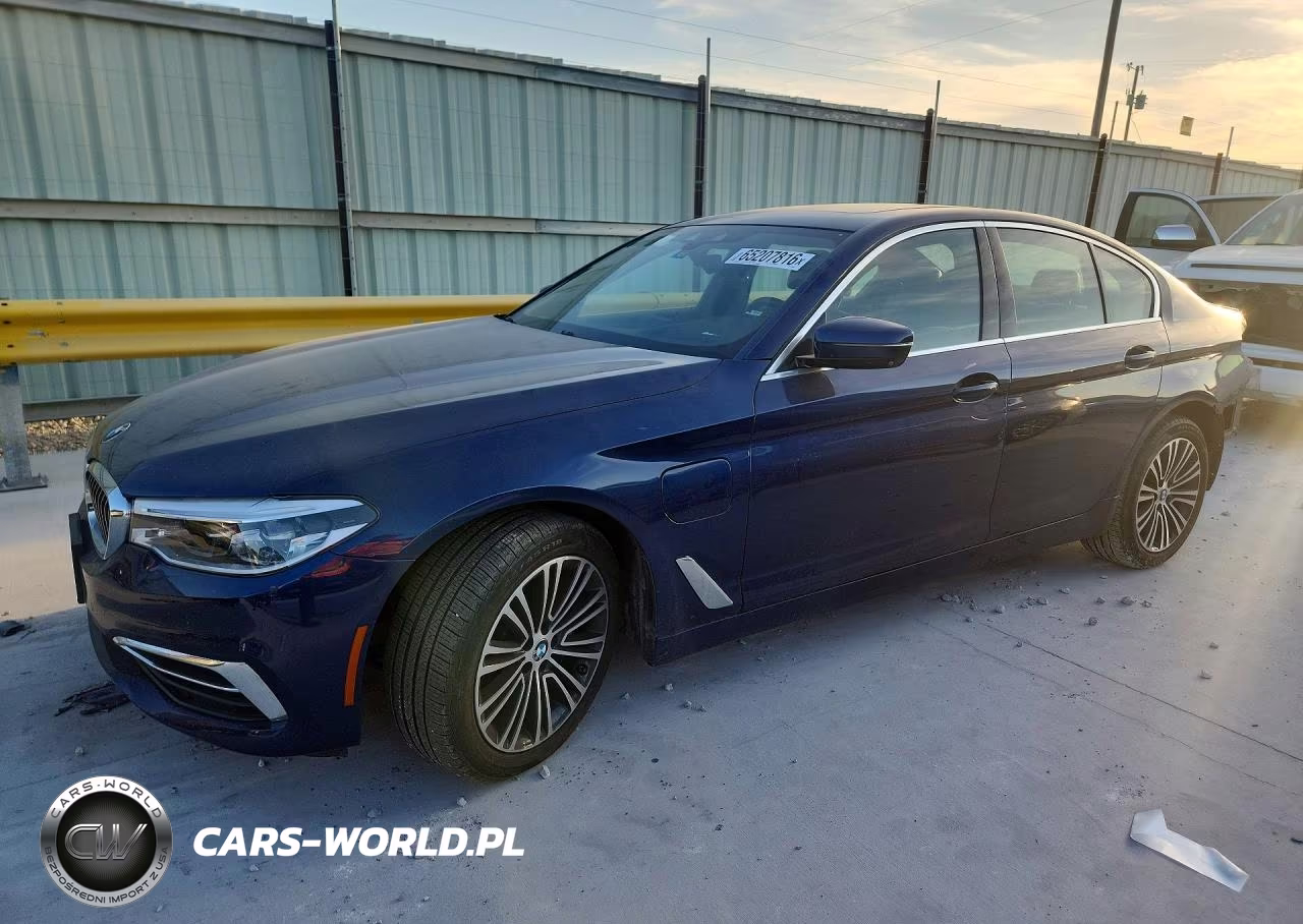 2020 BMW 530E