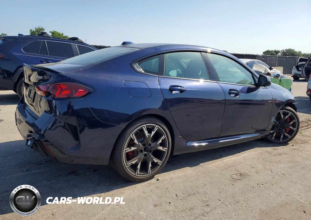 2026 BMW 228 VIN:WBA83GG02T7S99878 - 3