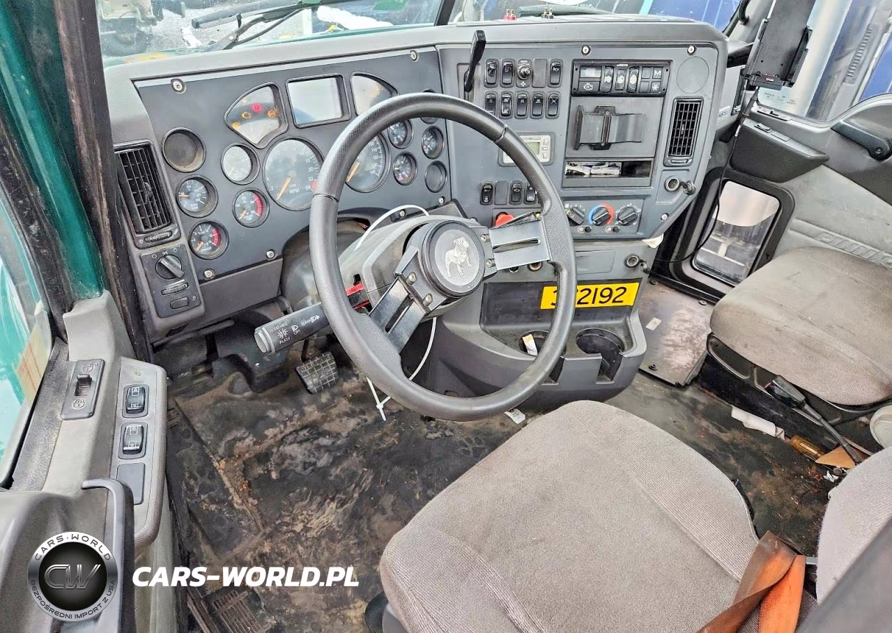 2018 Mack 600 Cxu600 VIN:1M1AW01X2JM010523 - 8