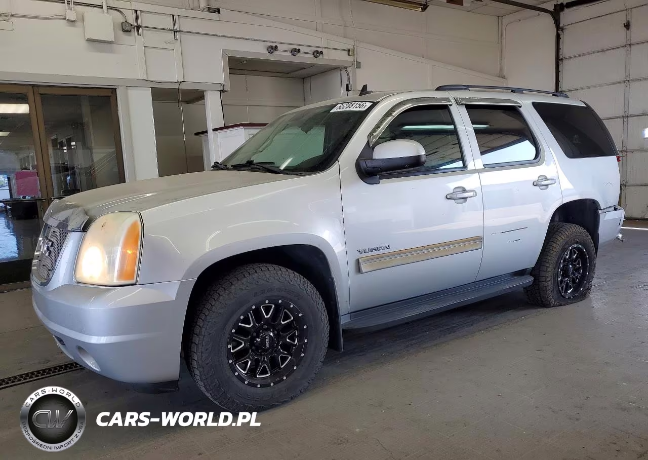 2011 GMC Yukon Sle