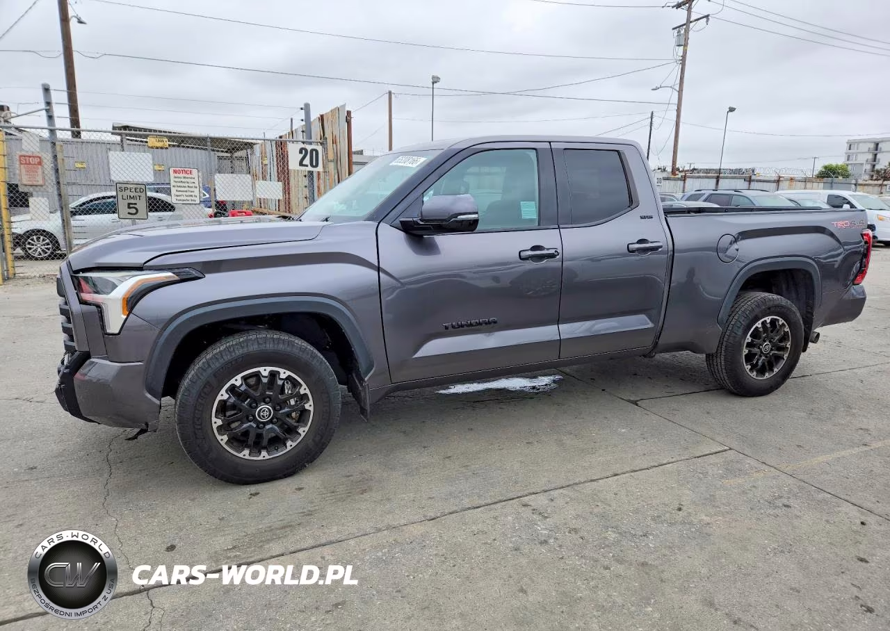 2022 Toyota Tundra Sr5 – zdjęcie 1 z 12
