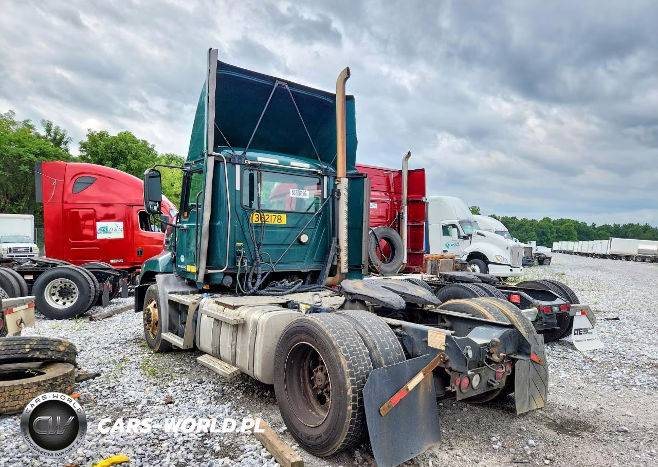 2017 Mack 600 Cxu600 VIN:1M1AW01X3HM009486 - 2