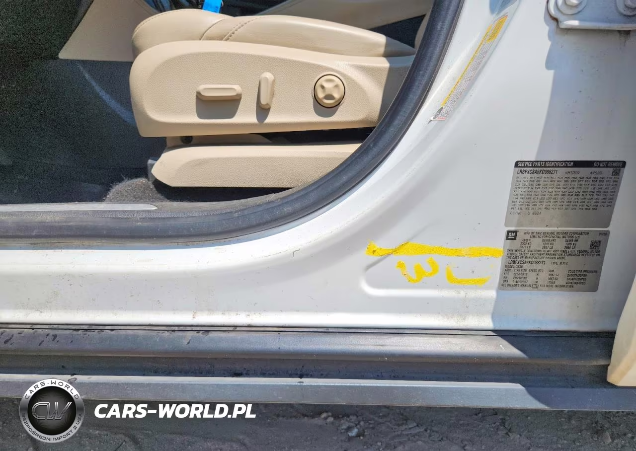 2019 Buick Envision Essence VIN:LRBFXCSA8KD088271 - 13