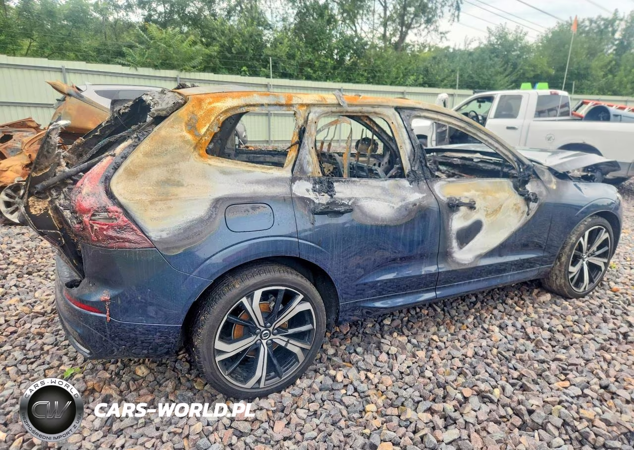 2024 Volvo Xc60 Ultimate VIN:YV4L12RM9R1836714 - 3