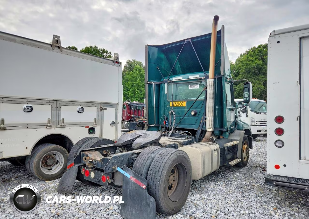 2018 Mack 600 Cxu600 VIN:1M1AW01X0JM010438 - 3
