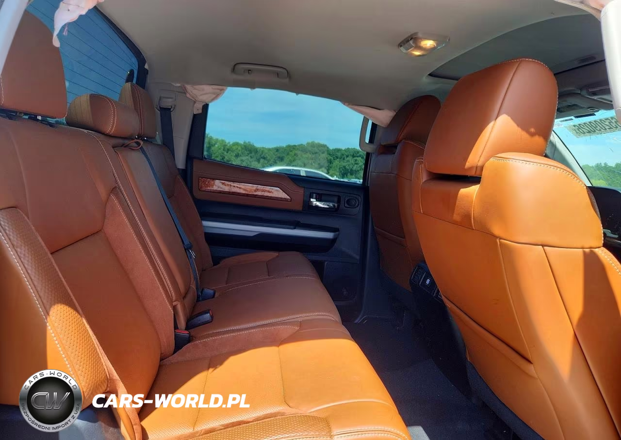 2020 Toyota Tundra 1794 Edition VIN:5TFGY5F10LX262231 - 10