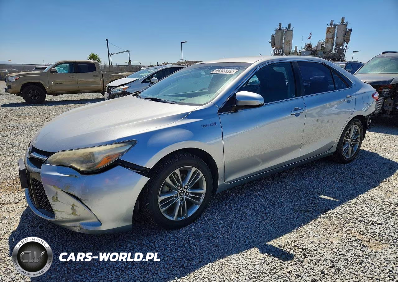 2015 Toyota Camry Hybrid Se