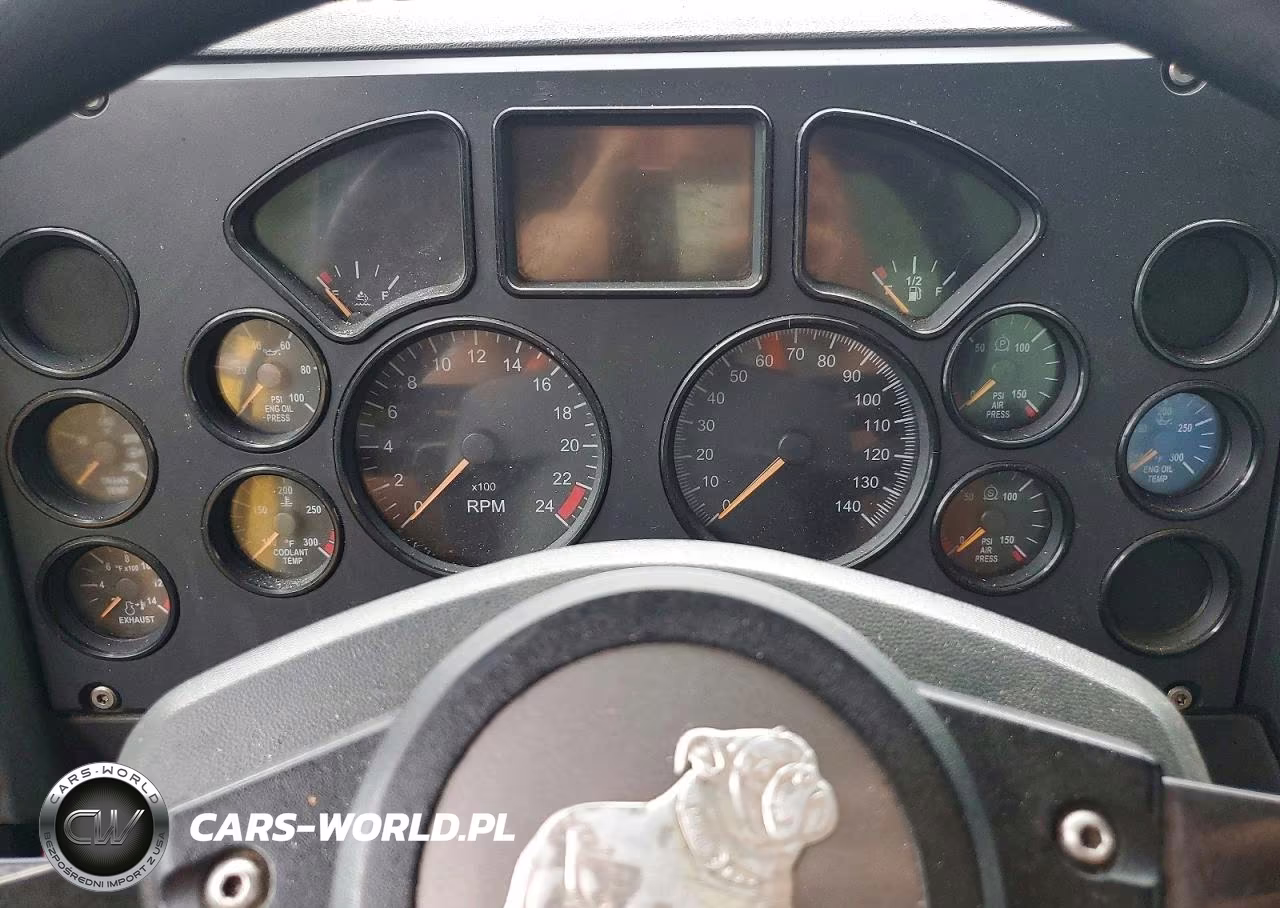 2016 Mack 600 Cxu600 VIN:1M1AW01X4GM007972 - 9