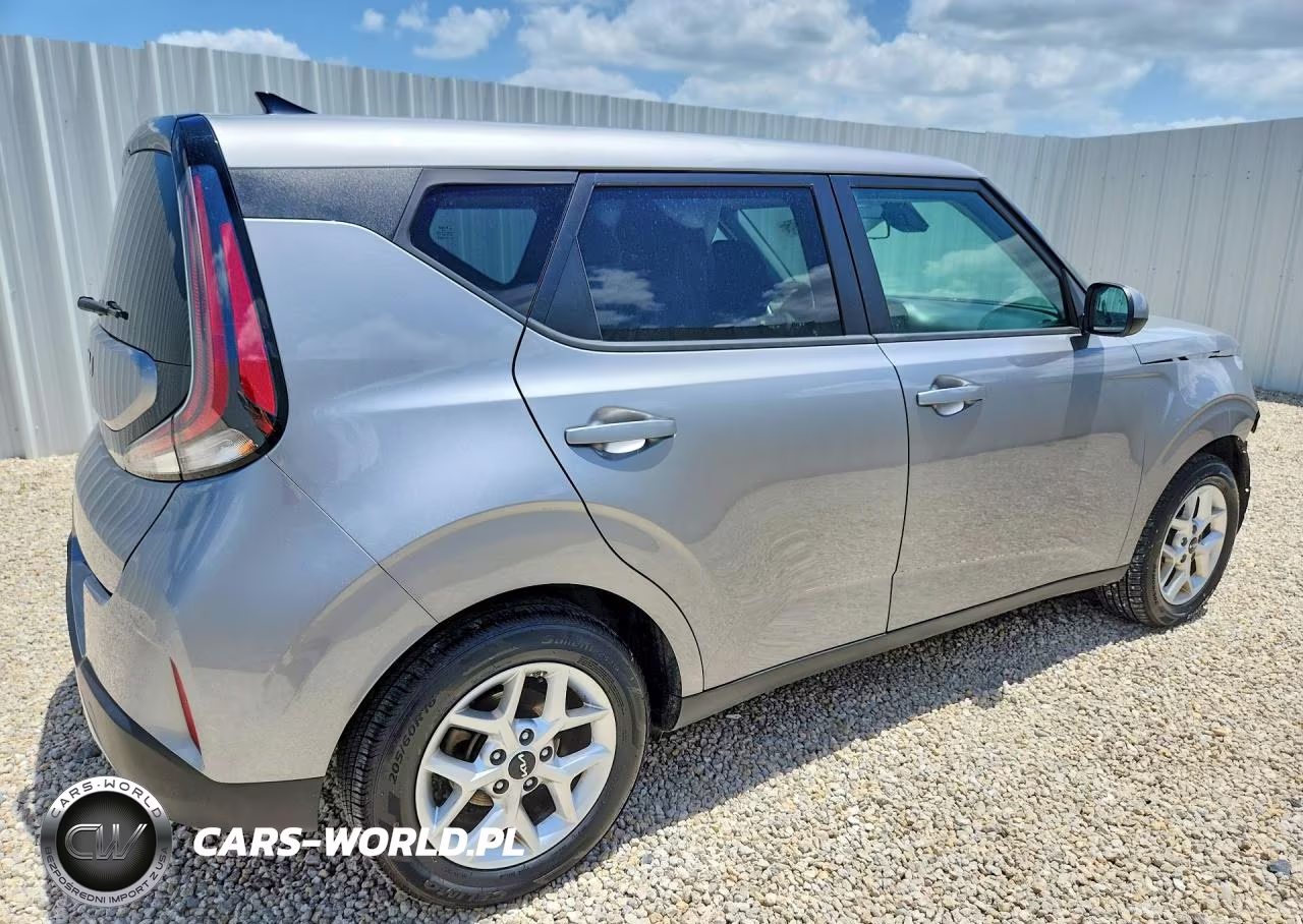 2024 Kia Soul Lx VIN:KNDJ23AU8R7240242 - 3