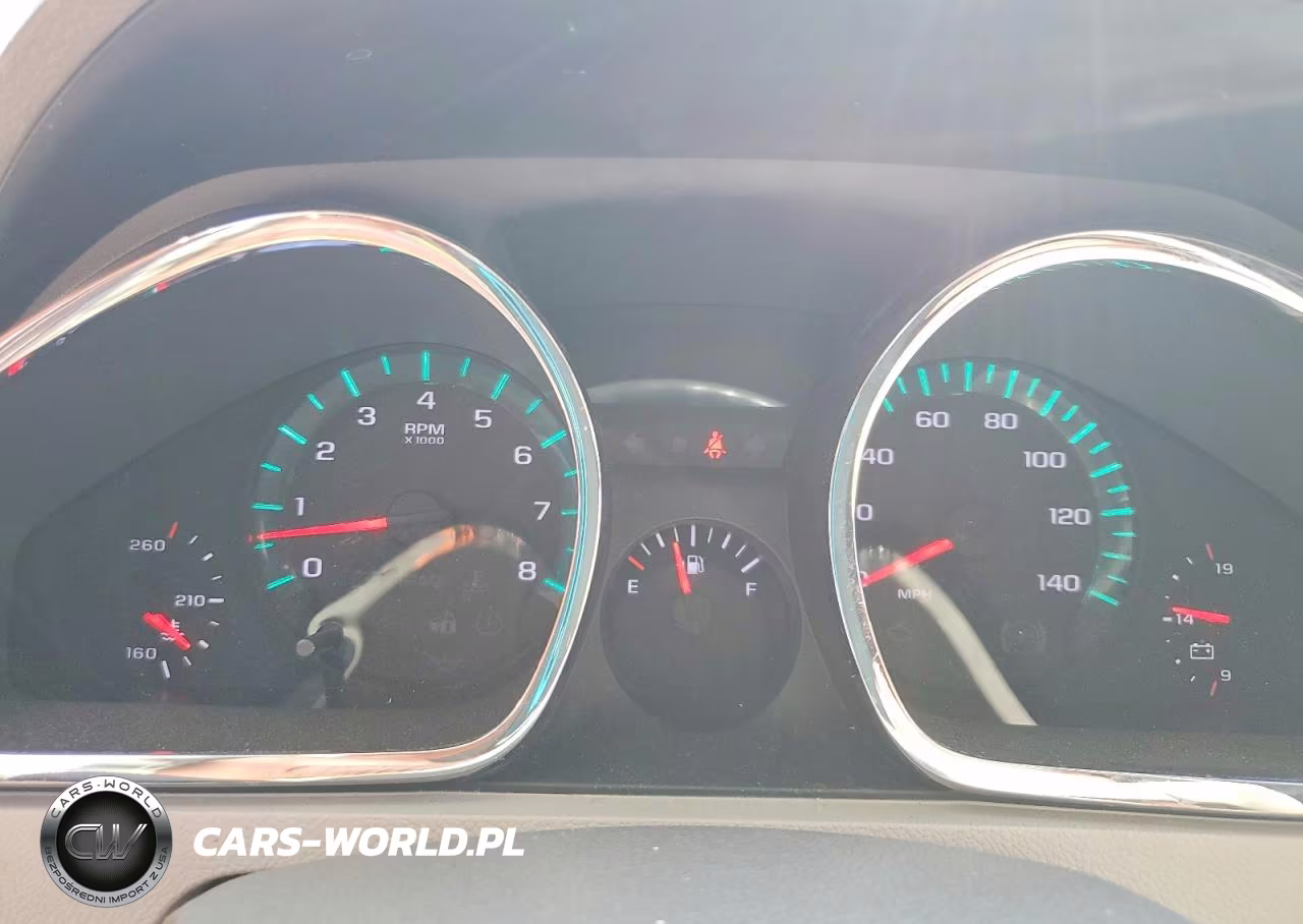 2011 Chevrolet Traverse Lt VIN:1GNKVGED1BJ370702 - 9