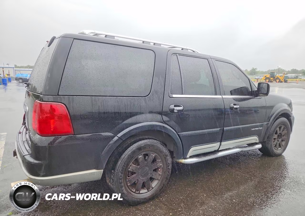 2003 Lincoln Navigator VIN:5LMFU28R23LJ13845 - 3