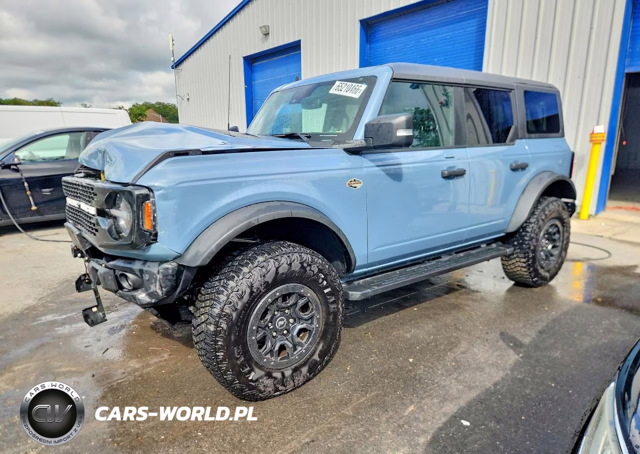 2023 Ford Bronco Base – zdjęcie 1 z 13
