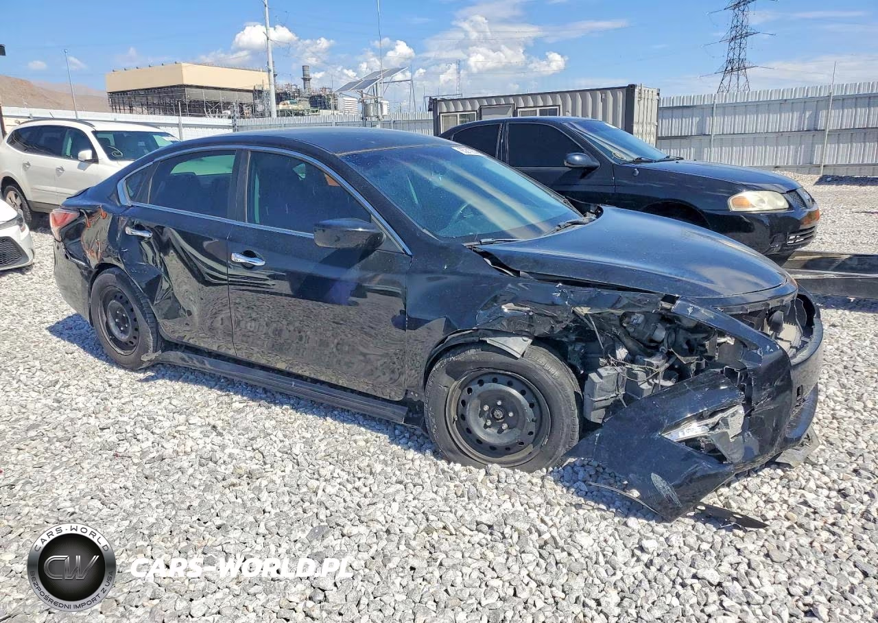 2014 Nissan Altima 2.5 S VIN:1N4AL3AP7EN248187 - 4