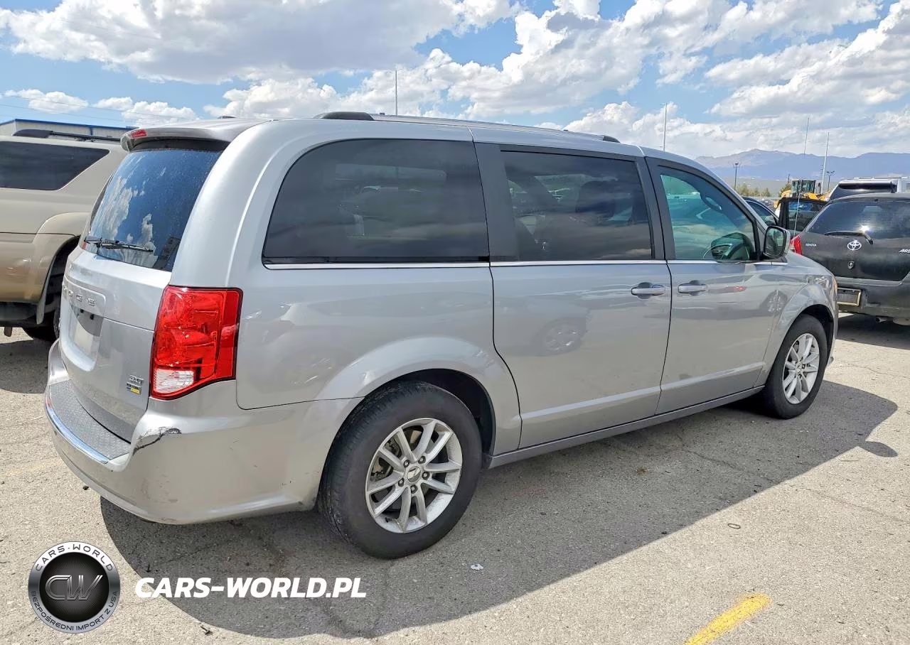 2019 Dodge Grand Caravan Sxt VIN:2C4RDGCG9KR749336 - 3