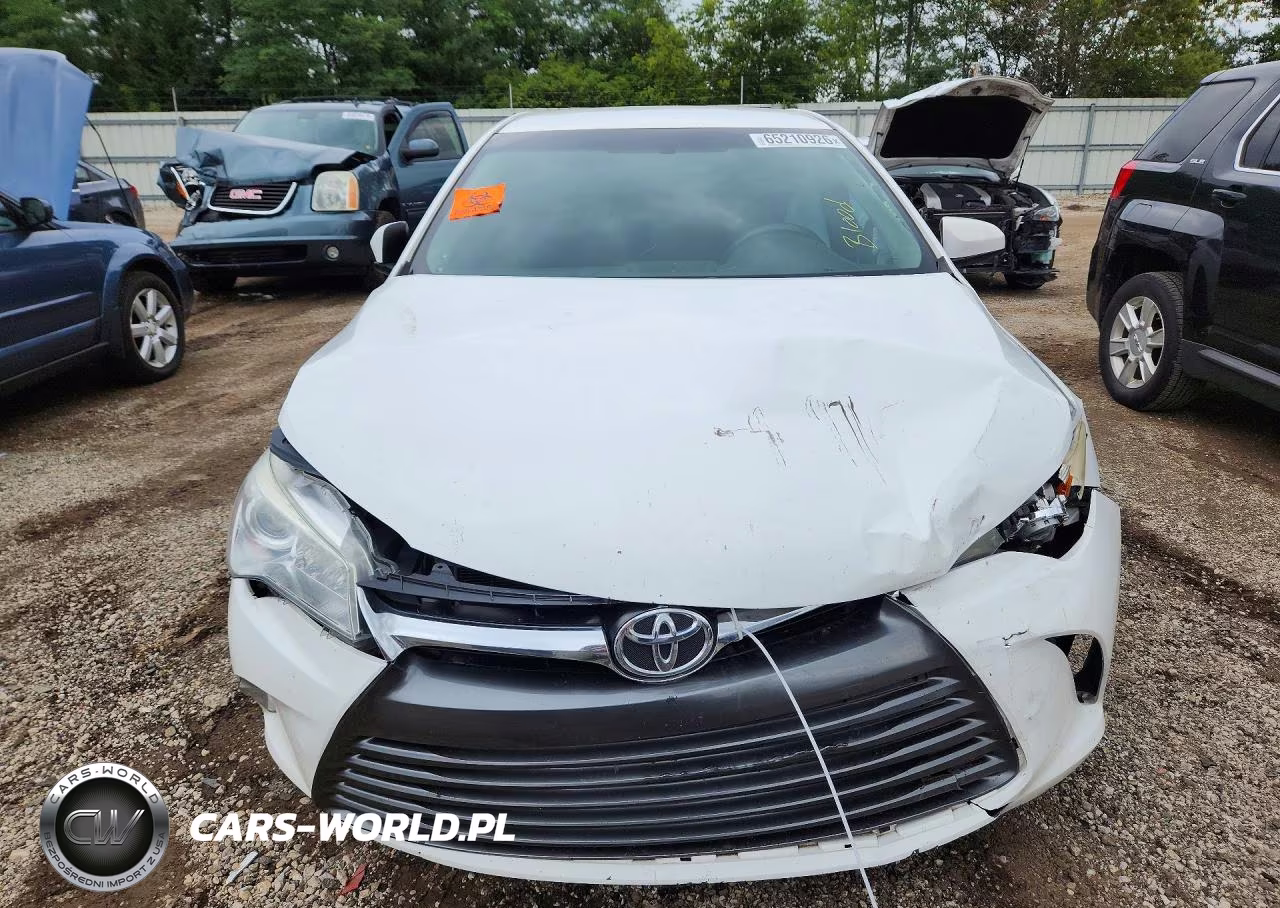 2016 Toyota Camry Le VIN:4T4BF1FK7GR538463 - 5