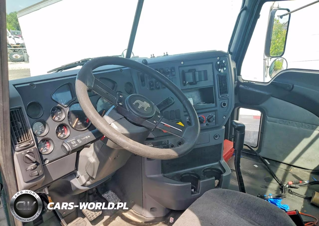 2016 Mack Cxu612 Semi Truck VIN:1M1AW01X8GM007991 - 8