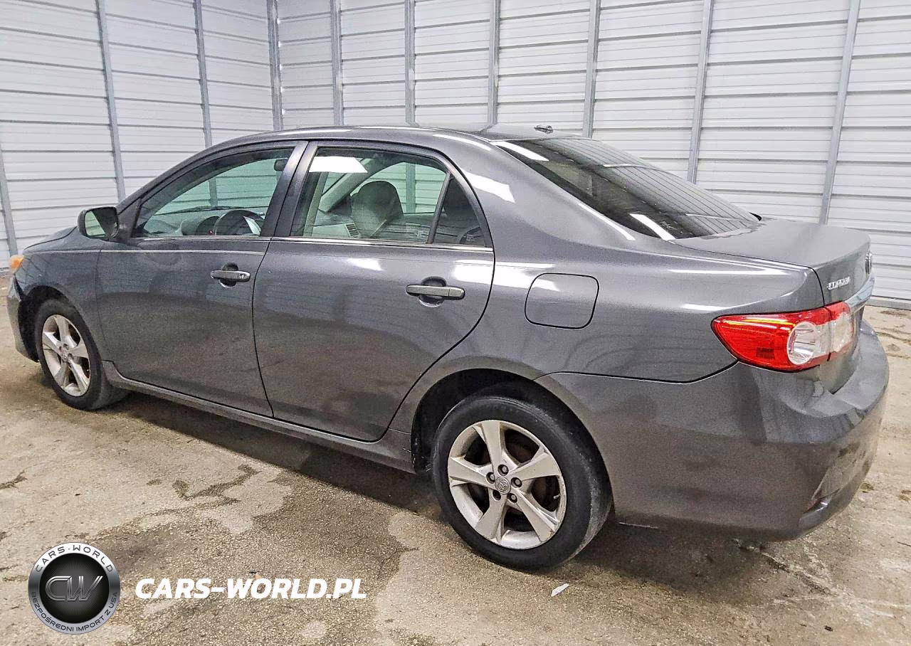 2013 Toyota Corolla Le VIN:2T1BU4EE1DC929733 - 2
