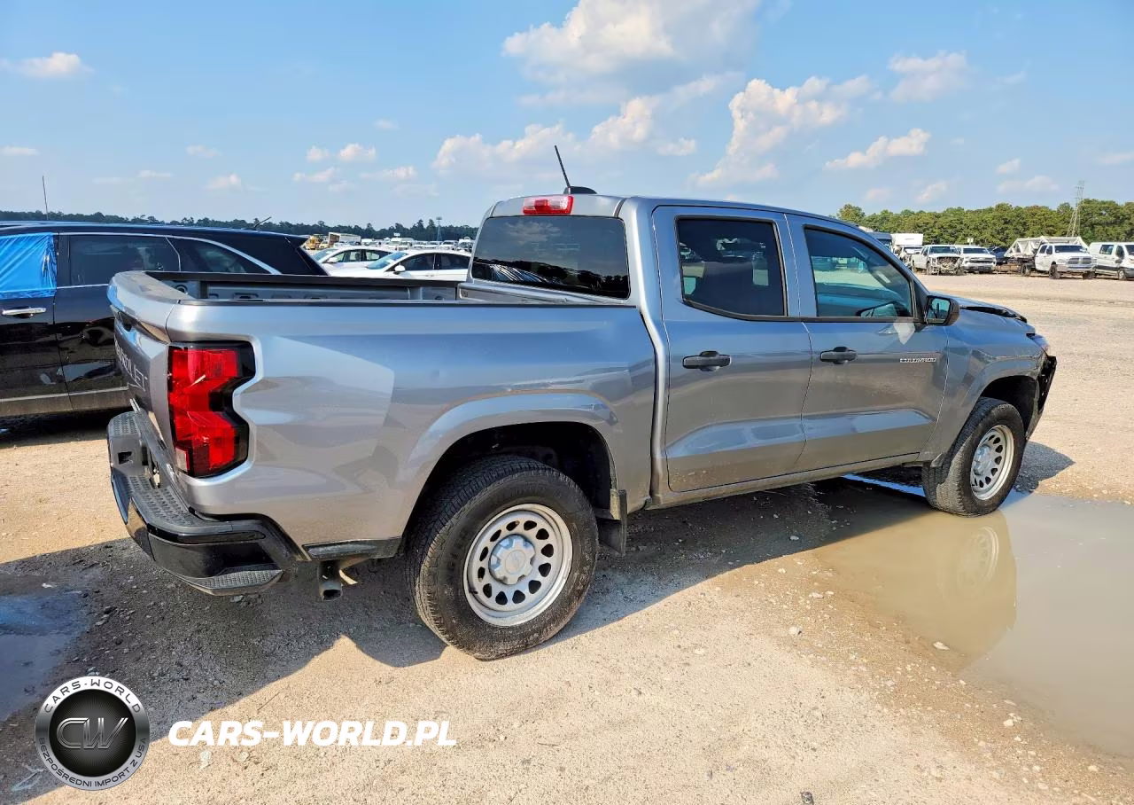 2024 Chevrolet Colorado VIN:1GCGSBEC7R1299565 - 3