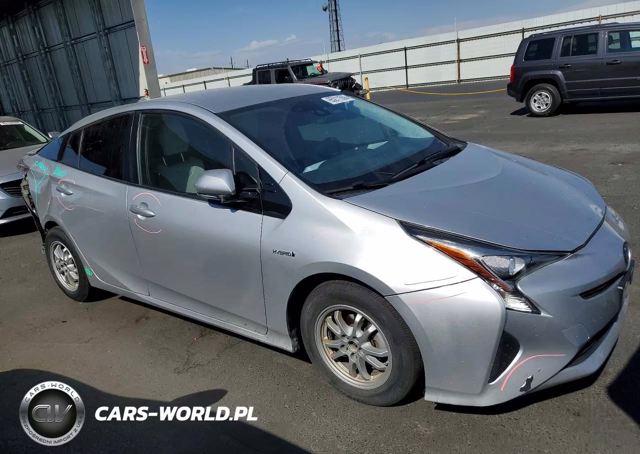 2017 Toyota Prius Four VIN:JTDKARFU2H3536656 - 4