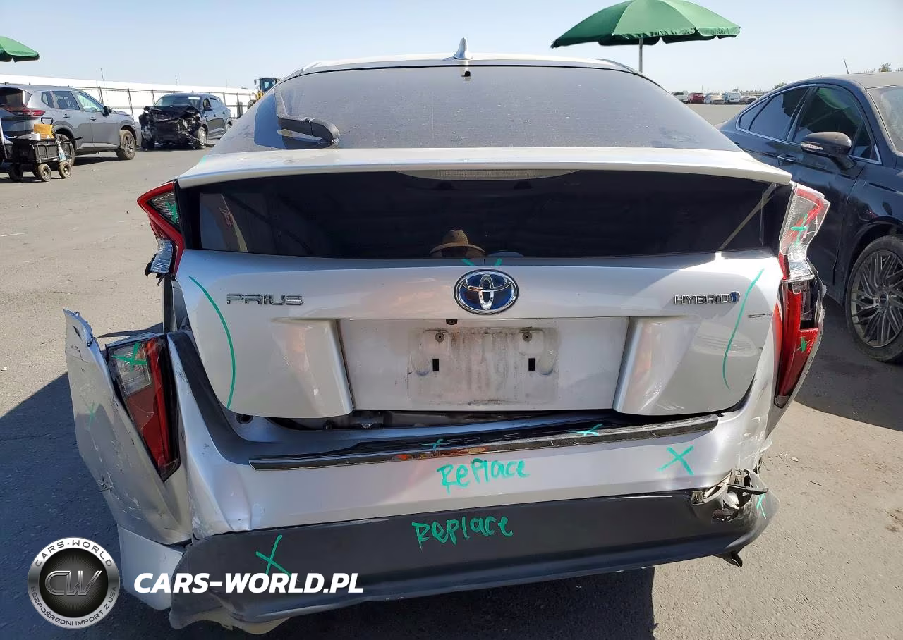 2017 Toyota Prius Four VIN:JTDKARFU2H3536656 - 6