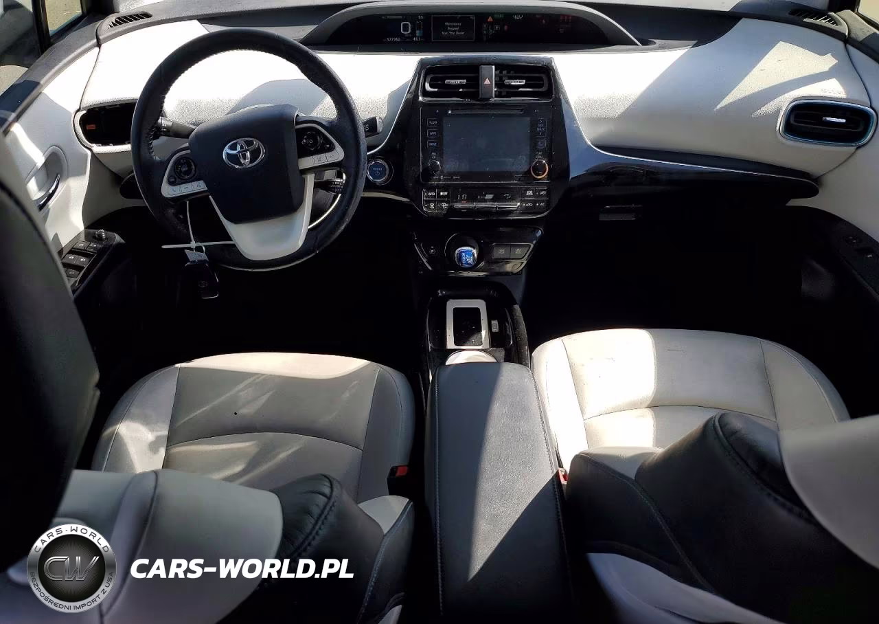 2017 Toyota Prius Four VIN:JTDKARFU2H3536656 - 8