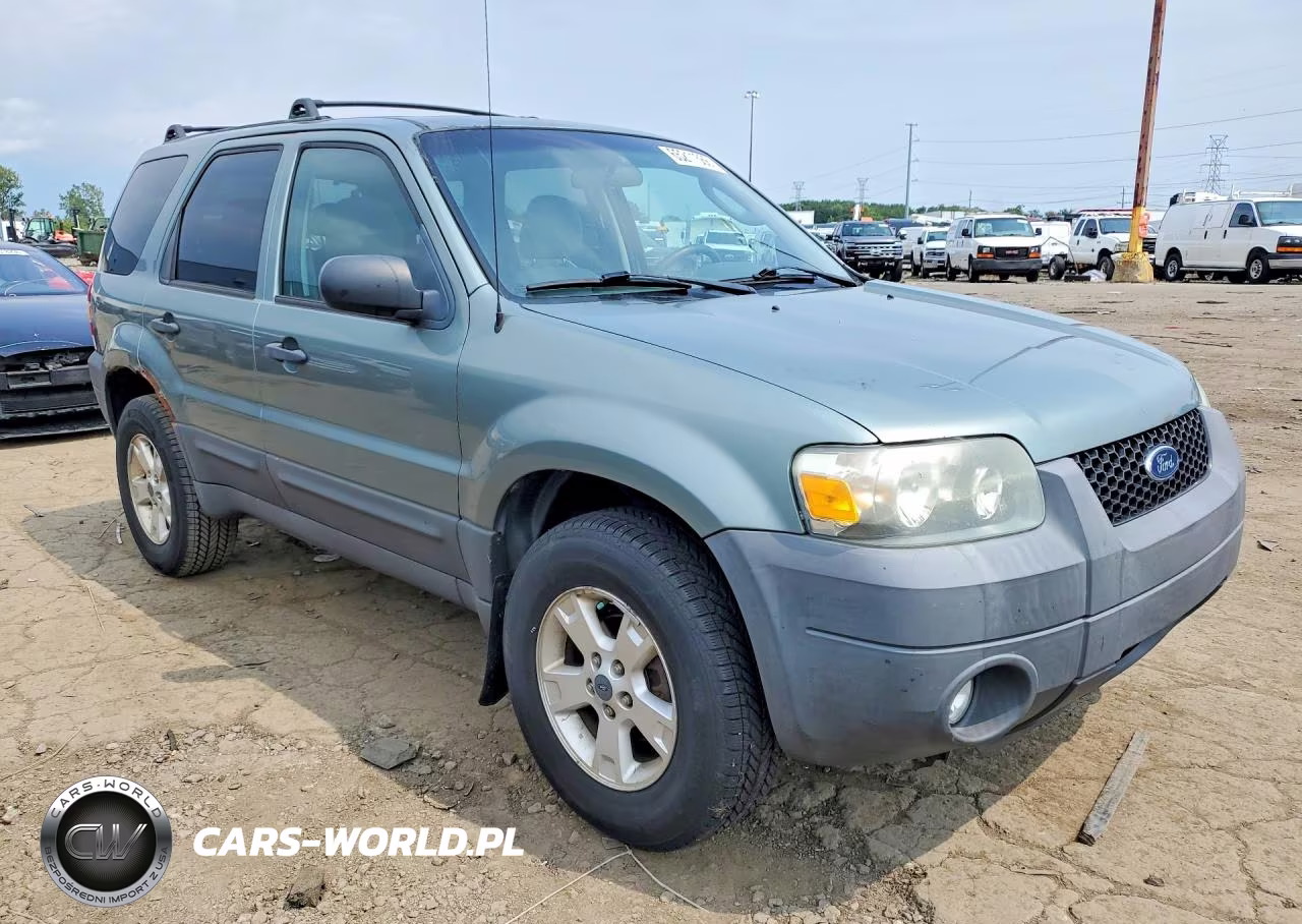2007 Ford Escape Xlt VIN:1FMCU031X7KA97546 - 4