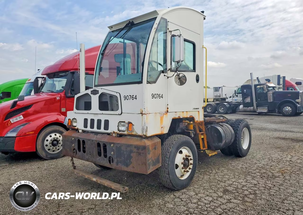 2015 Autocar Xspotter Yard Truck – zdjęcie 1 z 12